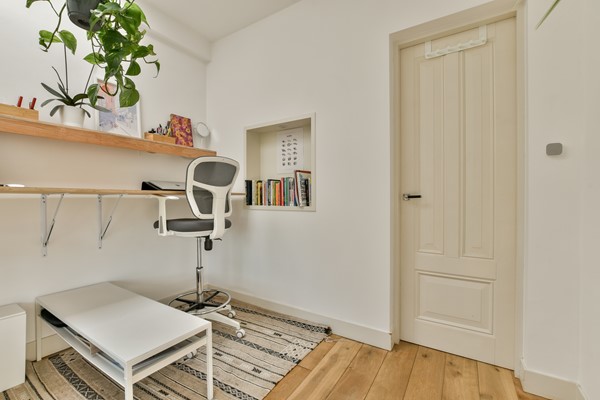 Medium property photo - Jan van Galenstraat 111D, 1056 BK Amsterdam